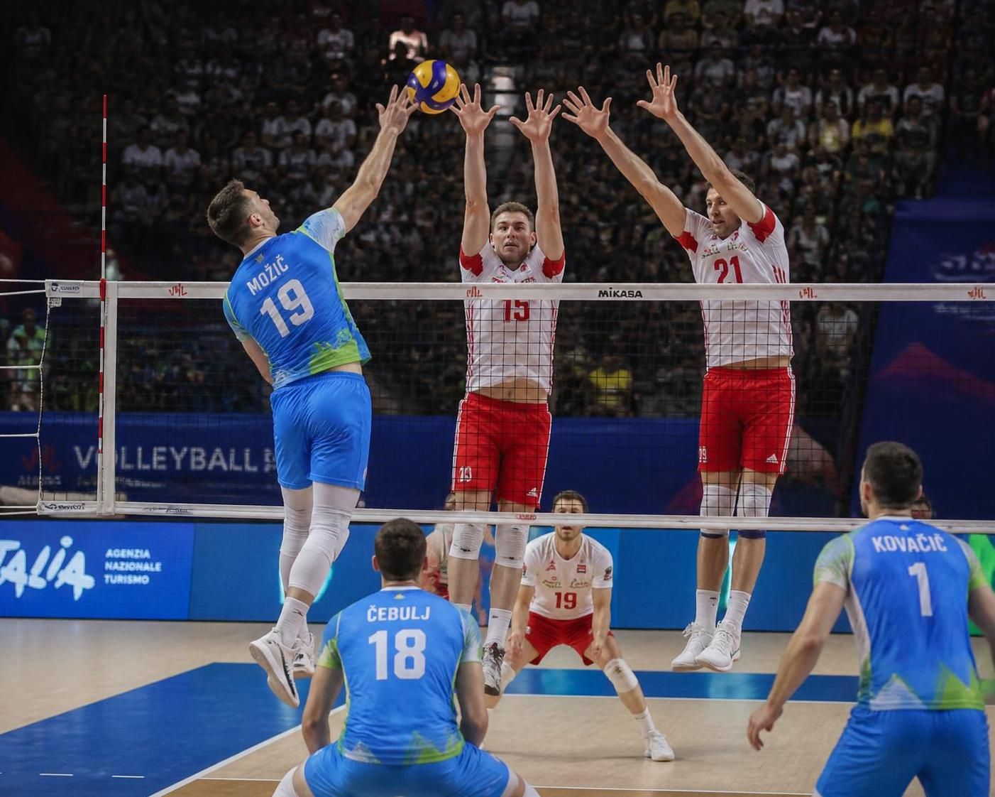 découvrez notre pronostic pour le match slovénie vs pologne du 25 septembre 2026 lors de l'eurovolley masculin. analyse des équipes, clés du jeu et conseils pour parier.